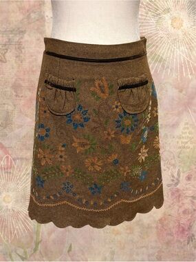 Floral Embroidered Skirt